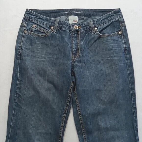 Banana Republic women's size 6 blue jeans - Picture 2 of 16